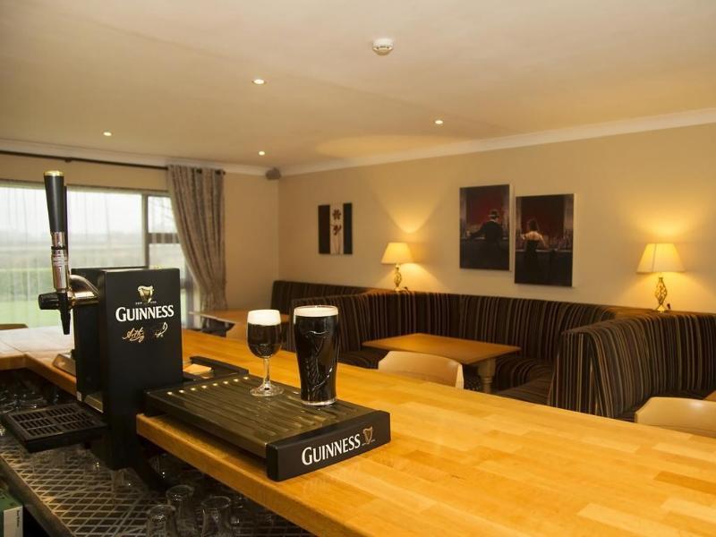 Hillview House Hotel Lusk Exterior photo